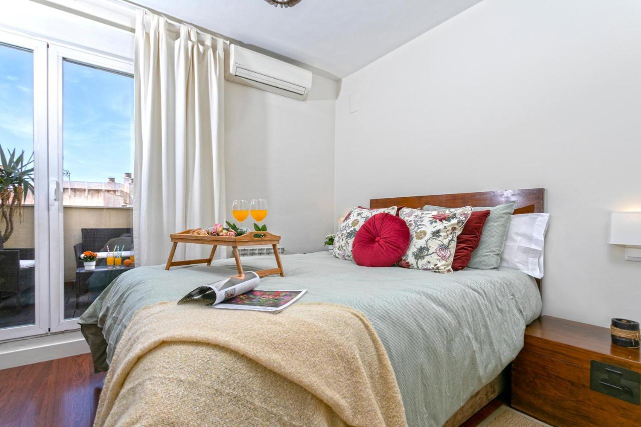 -malagasunapts- Citycentre Private Terrace *